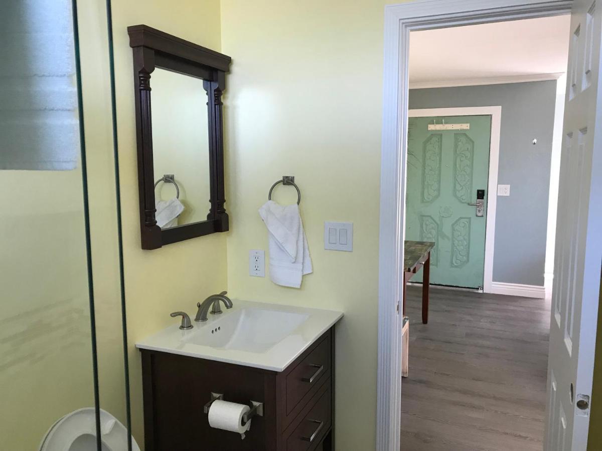 777 Motor Inn Huntington Beach Bagian luar foto