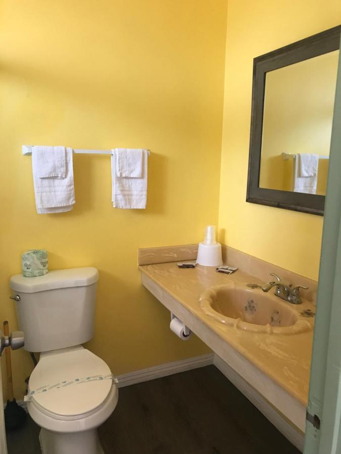 777 Motor Inn Huntington Beach Bagian luar foto